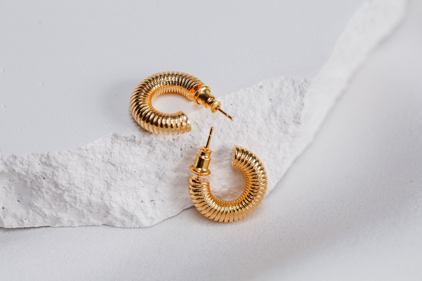 SPIRAL SHAPE EARRINGS