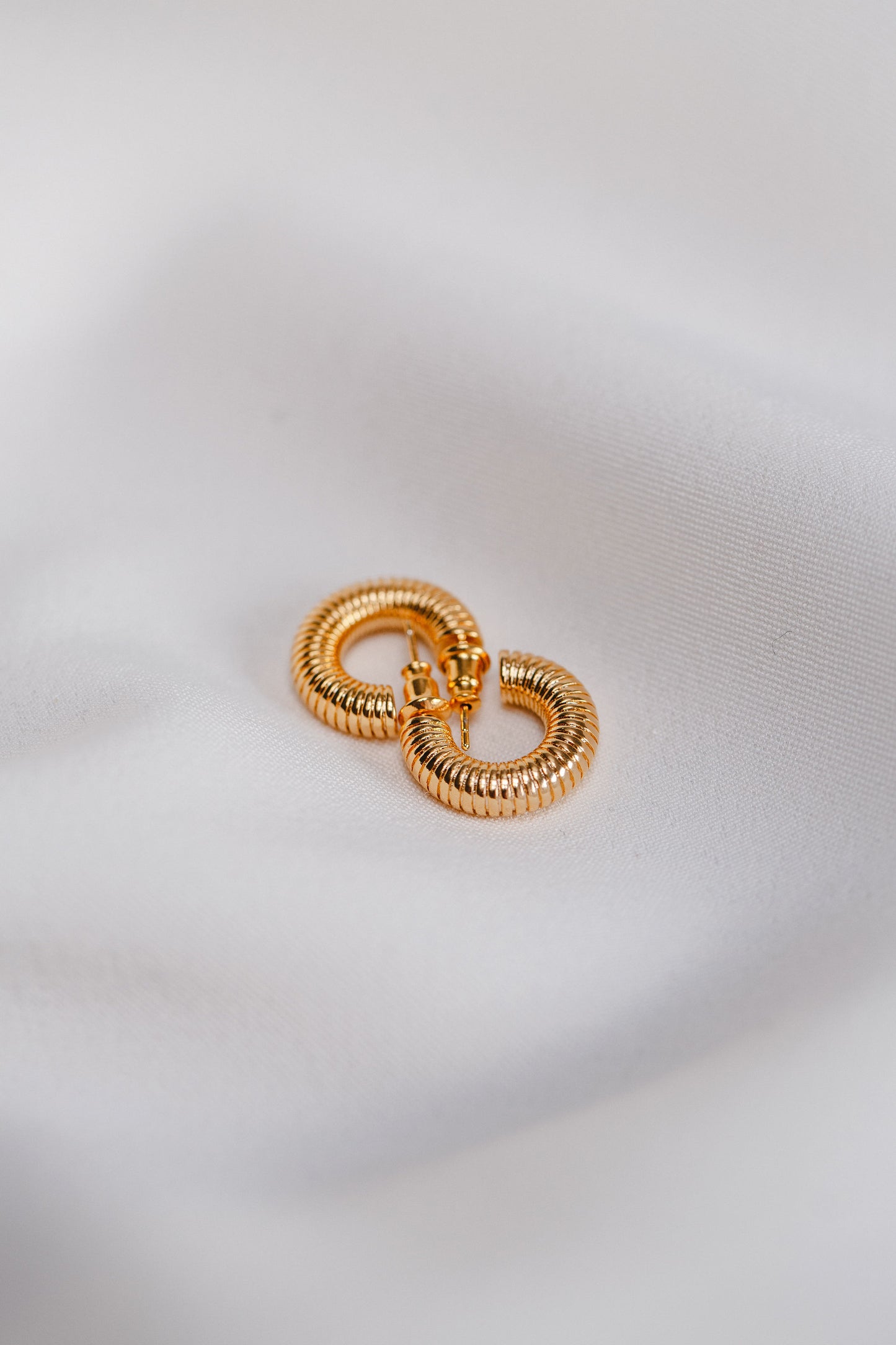 Spiral shape earrings