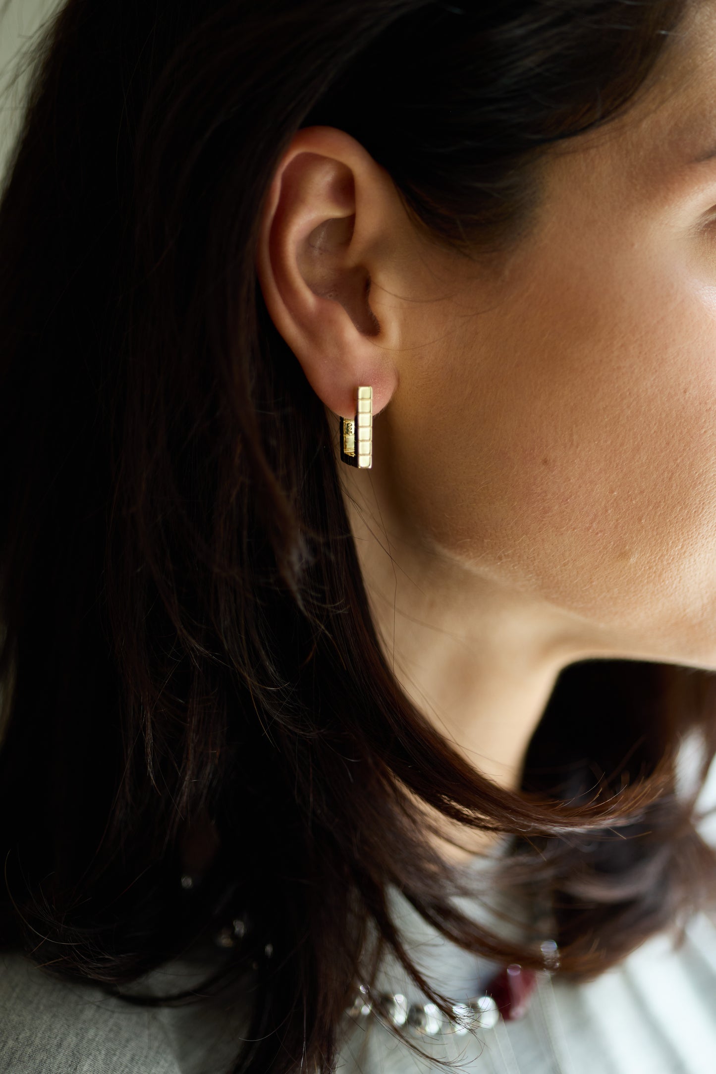 RECTANGULAR HOOP EARRINGS