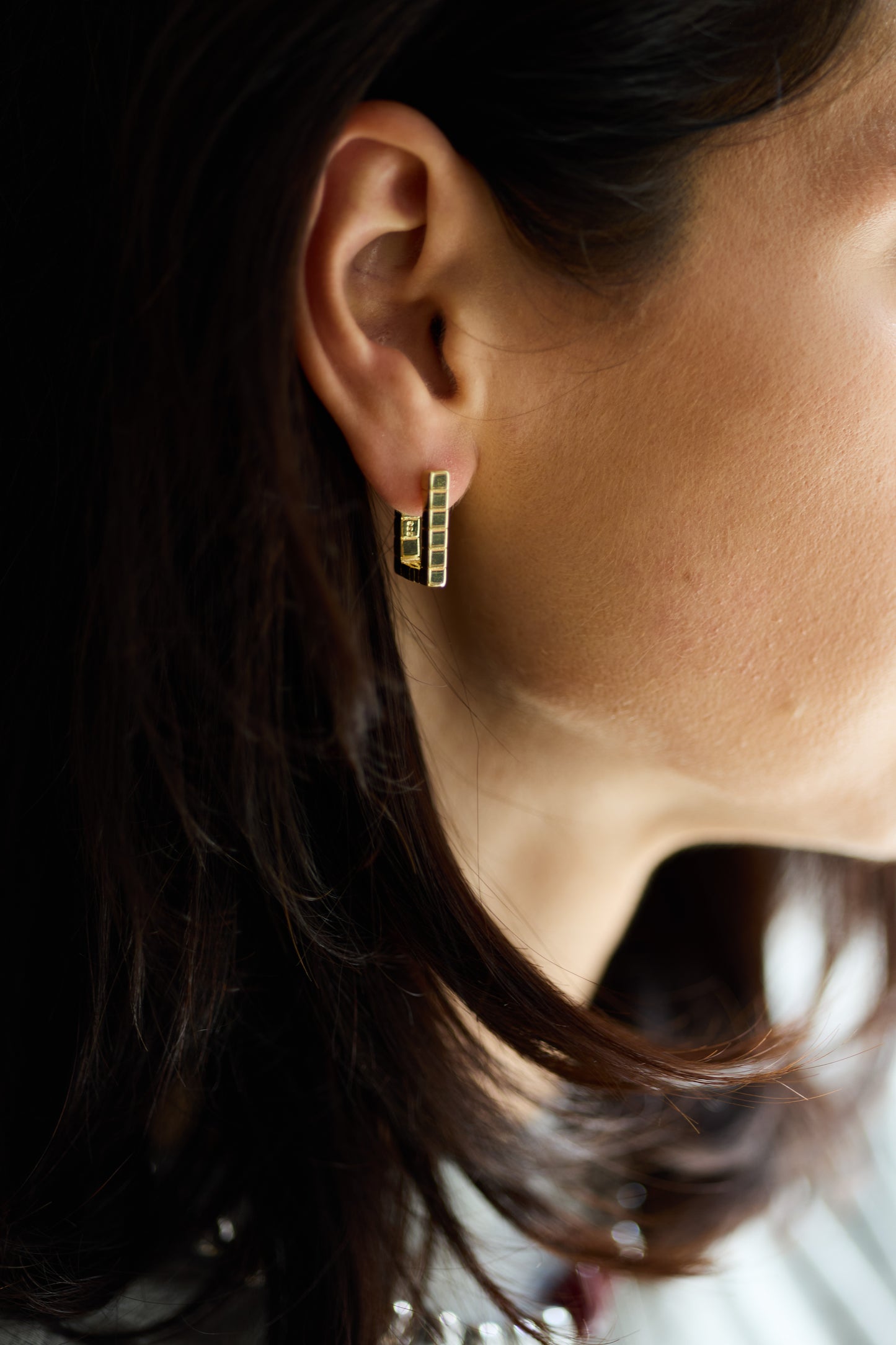RECTANGULAR HOOP EARRINGS
