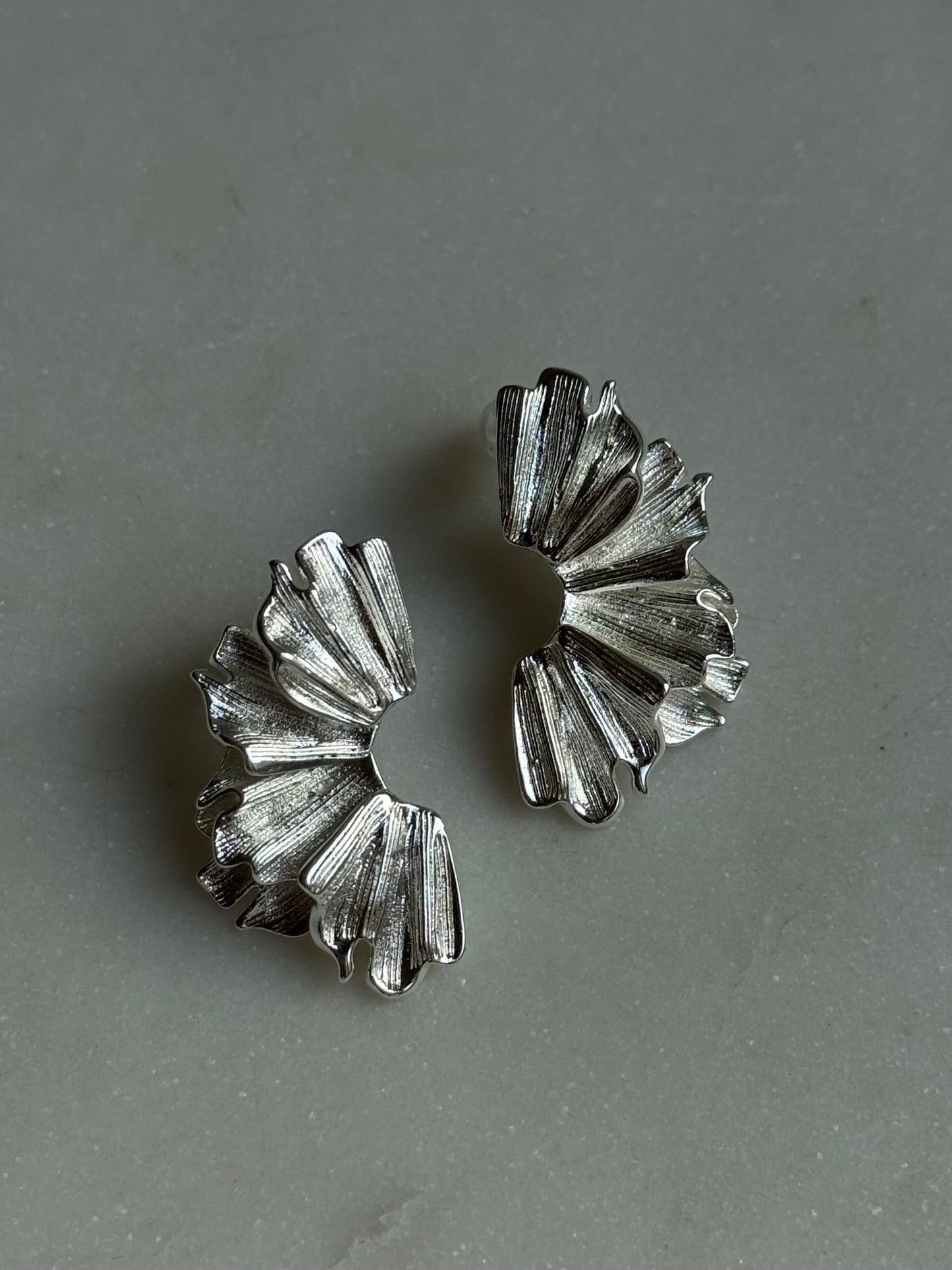 SILVER BLOOM