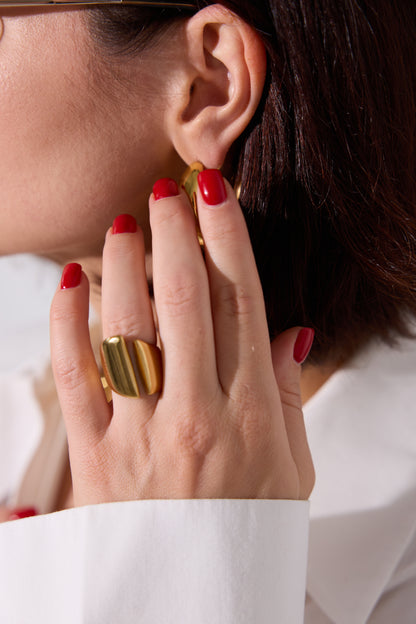 WATERPROOF BOLD CURVE RING