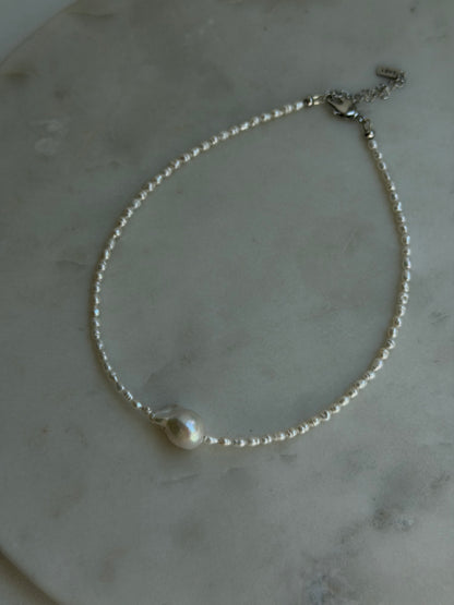 BAROQUE WAVE CHOCKER