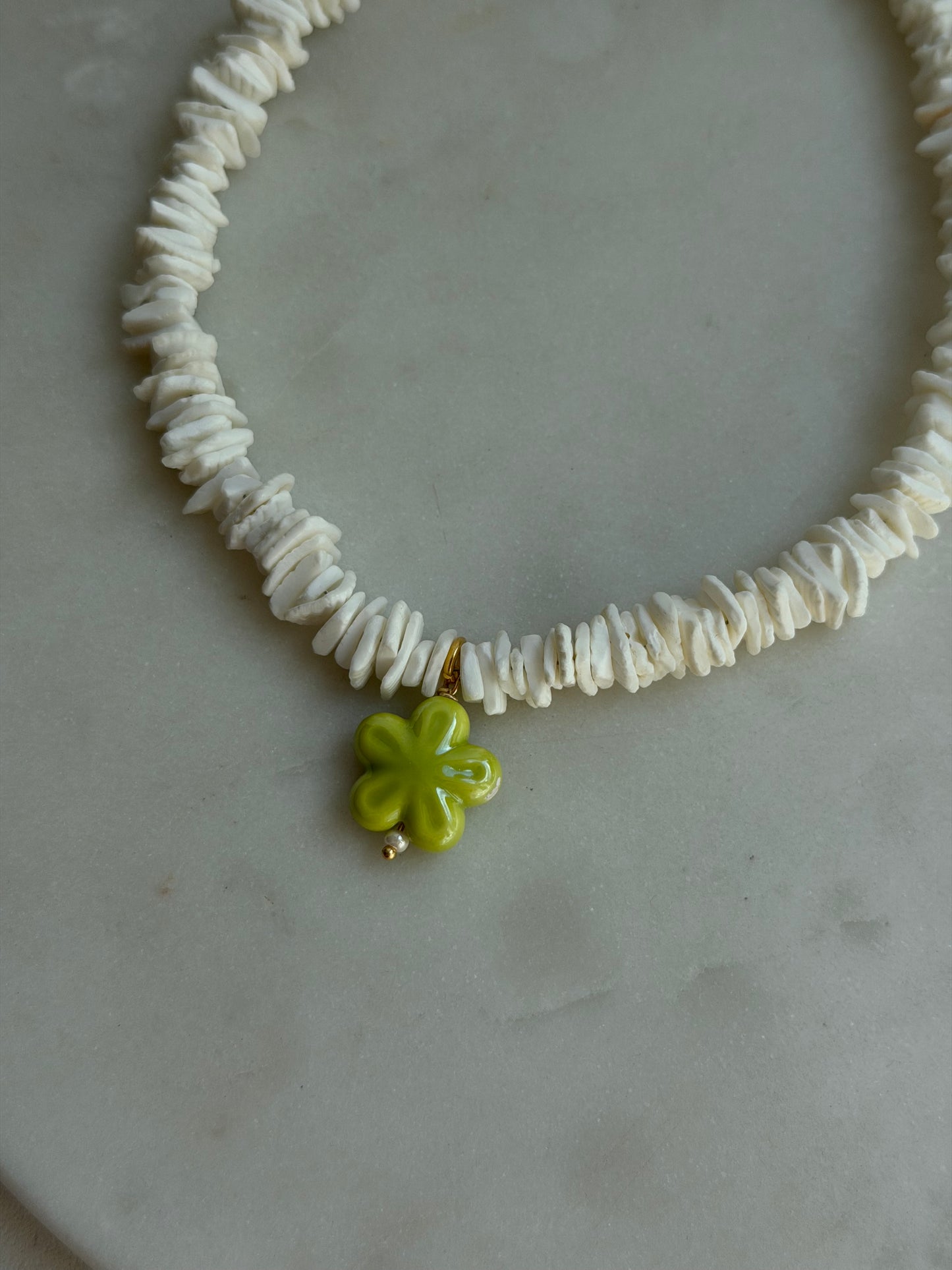 SHELL BLOOM NECKALCE