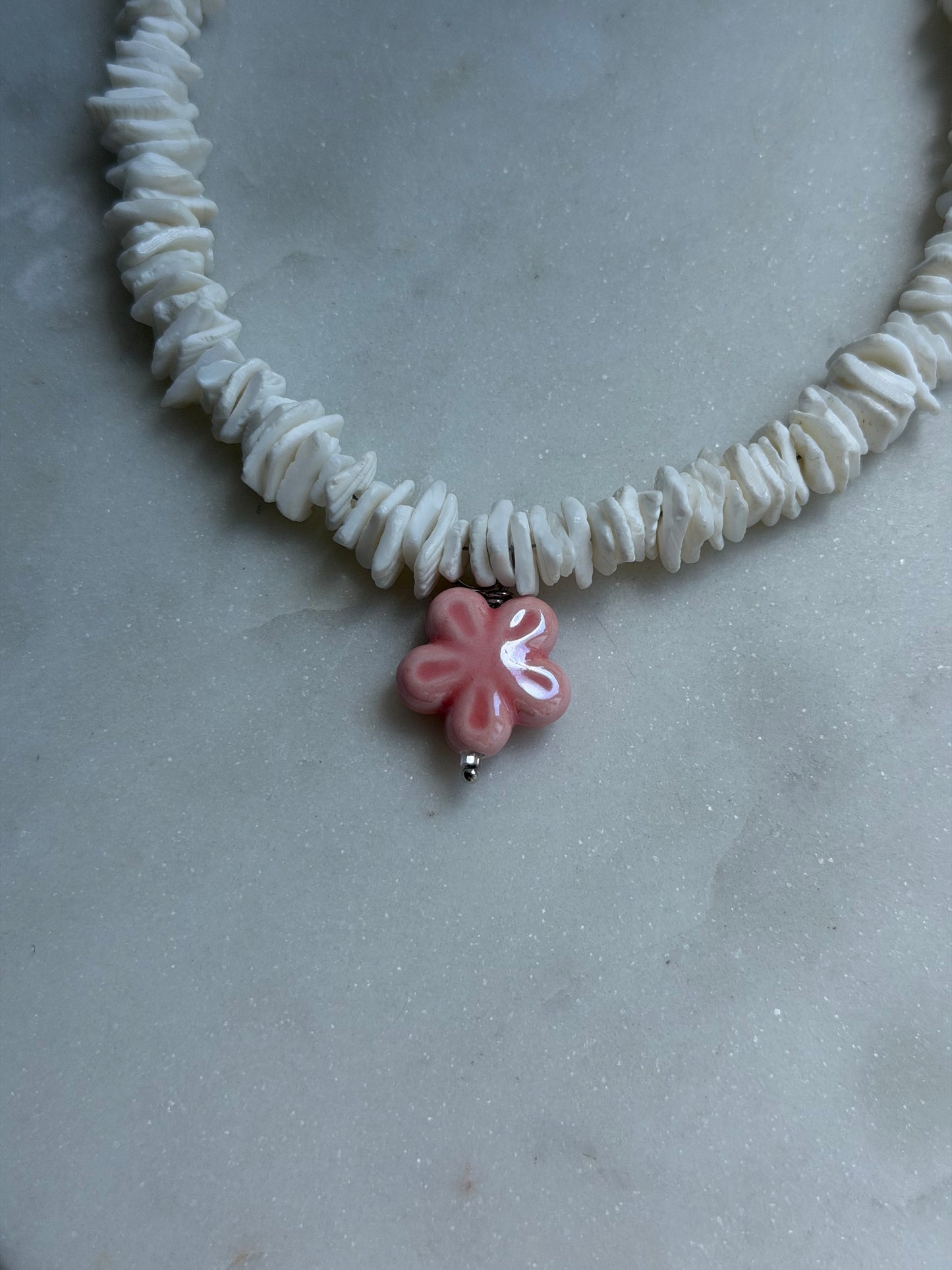 SHELL BLOOM NECKALCE
