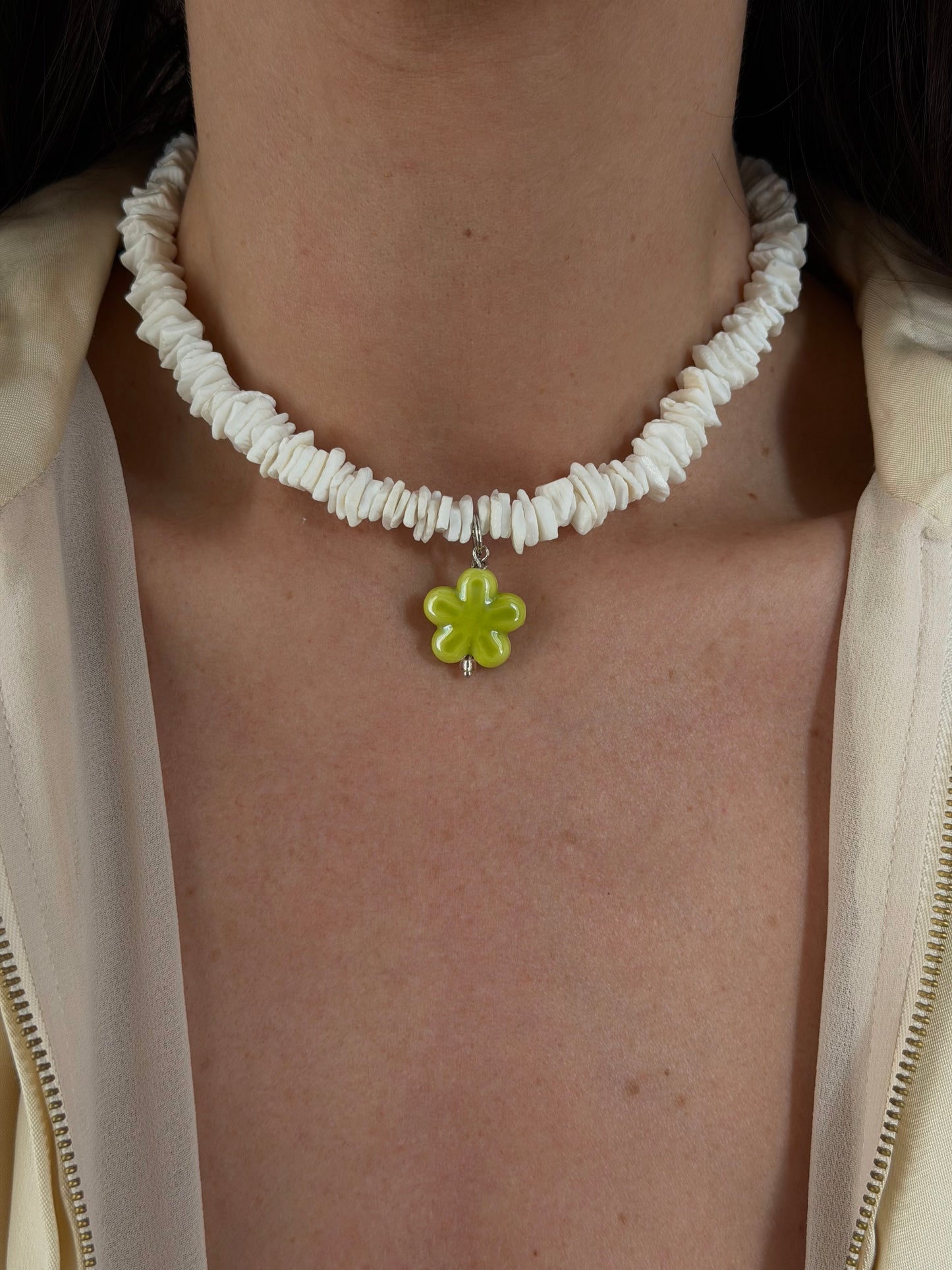 SHELL BLOOM NECKALCE