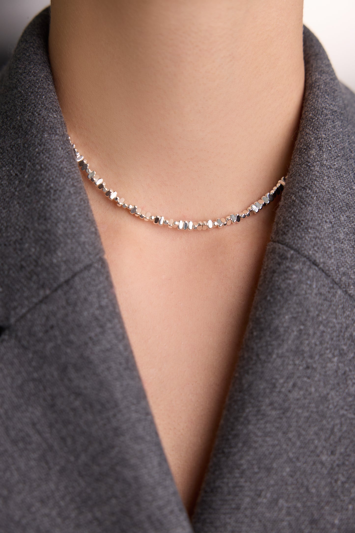 LUMI HEMATITE CHOKER